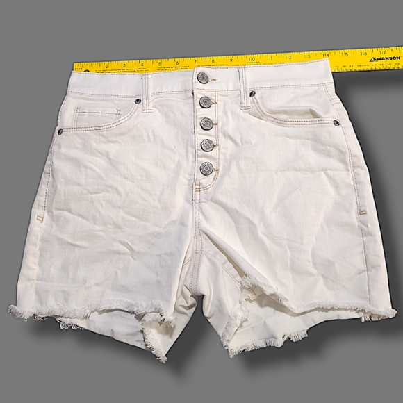 Mudd Women's Shorts White Size 5 - Picture 5 of 7